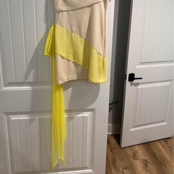 BCBGENERATION One Shoulder Mini Dress with Bow - Picture 2 of 3